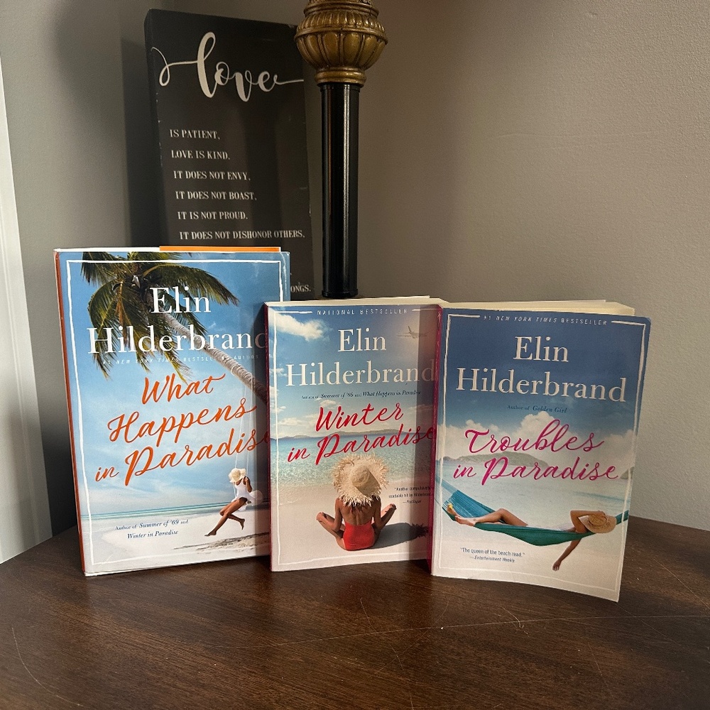 EUC Elin Hilderbrand Paradise Trilogy Novel Books